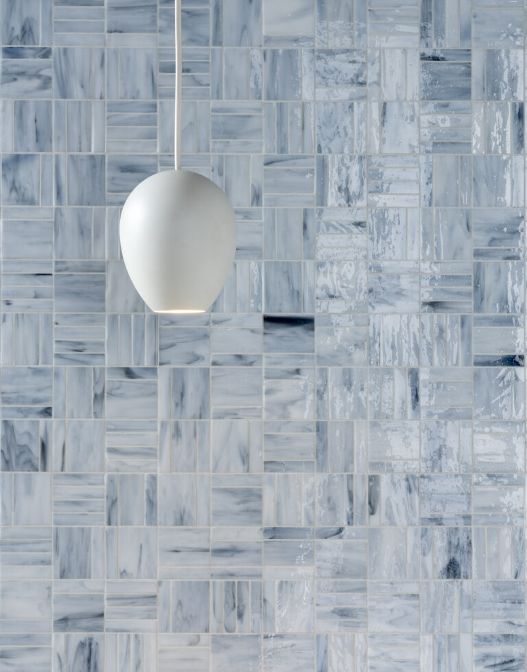 M+ Jointed design Massimo Nadalini marmo bianco 2